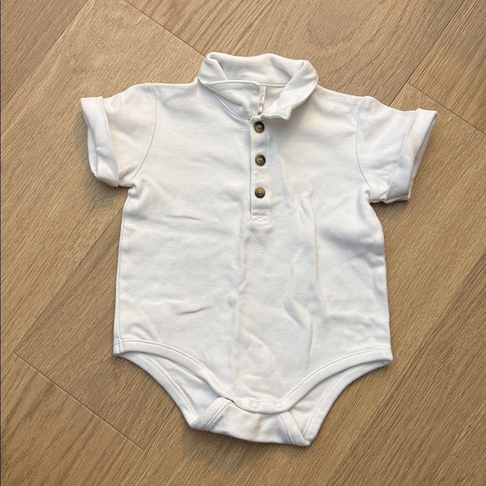 Nordstrom Baby Organic White Polo Bodysuit Size 9 Months